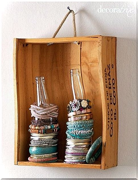 Organized Jewelry - Keep Your Home Organized