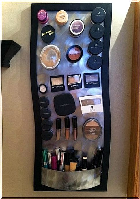 Organized makeup