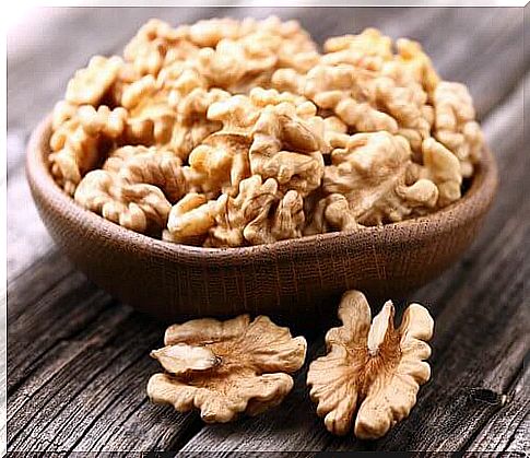 Walnuts - do not know about cholesterol