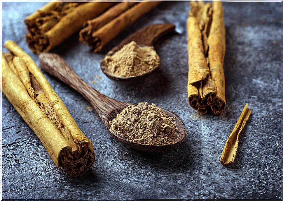 Cinnamon as a stick and as a powder