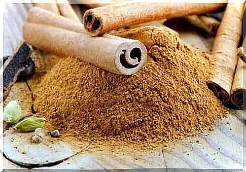 Cinnamon to relieve indigestion