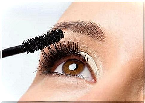 By brushing your lashes every day, you increase blood circulation and promote growth