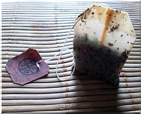 How to recycle tea bags or coffee