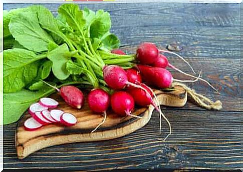 Radish leaves: Benefits and ways to use them