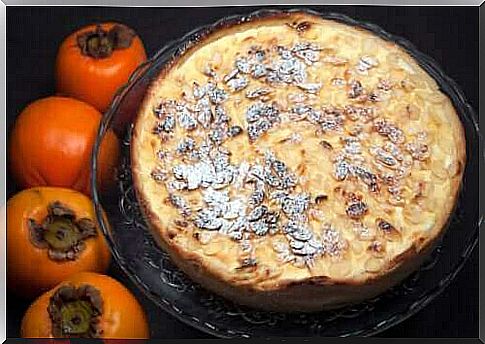 Recipe for pie with persimmon fruit, chocolate and vanilla cream