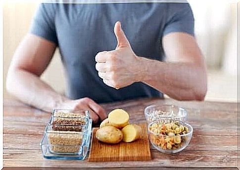 Man with recommended carbs in front of him