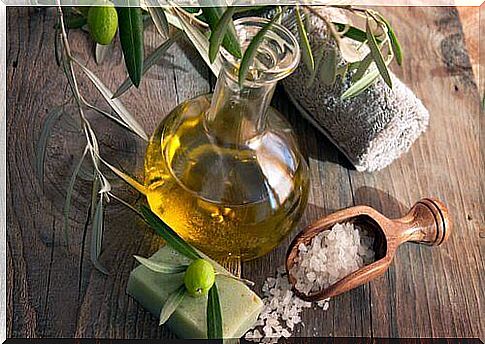 olive oil to remove makeup