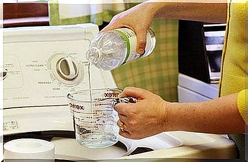 White vinegar can be used to clean smelly clothes